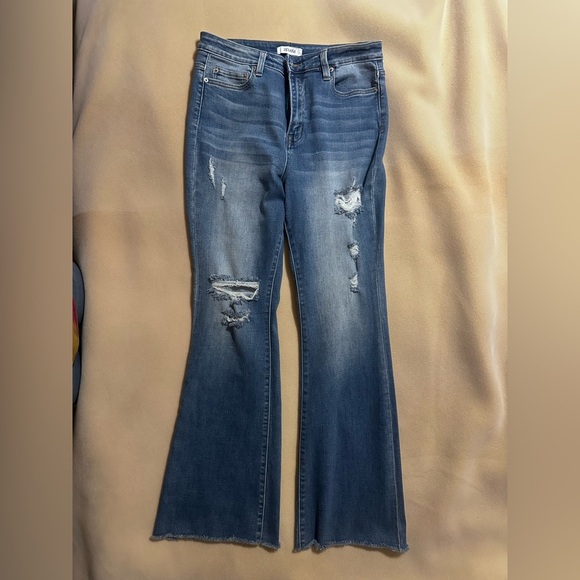 Zenana Outfitters Denim - Zenana Distressed Blue Women's Jeans
